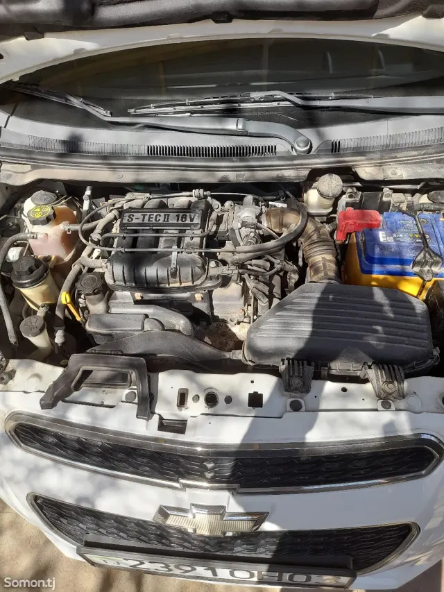 Chevrolet Spark 2014 · 1.1 AT