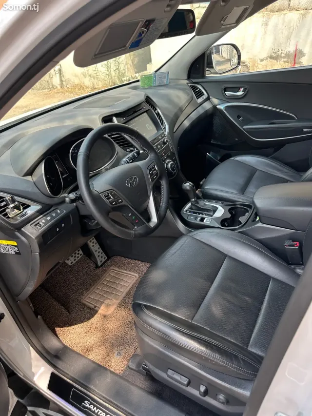 Hyundai Santa Fe 2017 · 2.0 AT