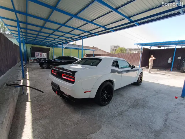 Dodge Challenger 2015 · 3.6 AT