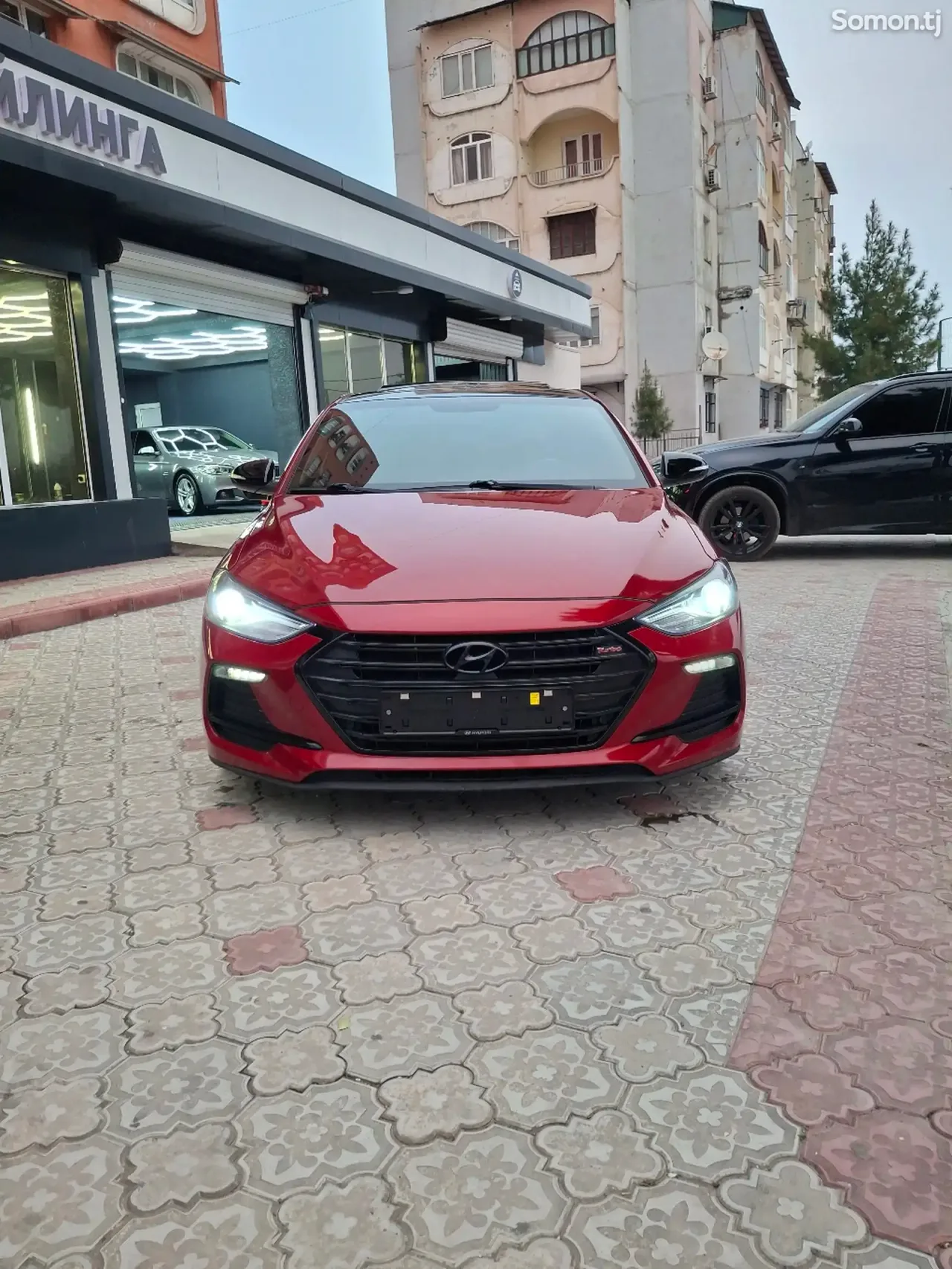 Hyundai Avante 2016 · 1.6 AT