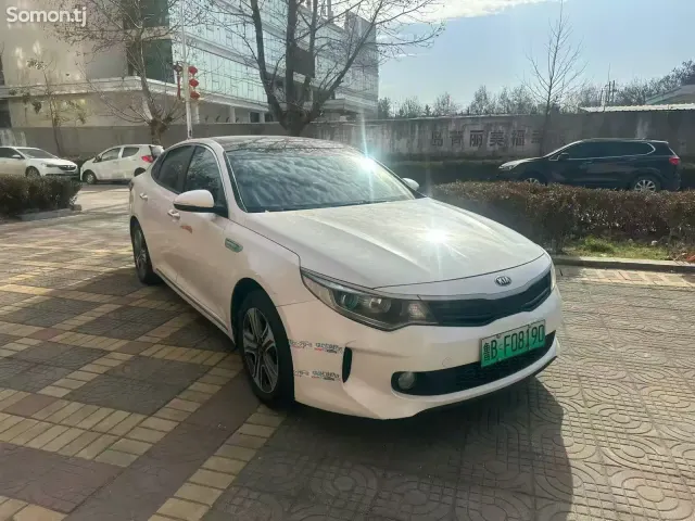 Kia K5 2019 · 2.0 AT