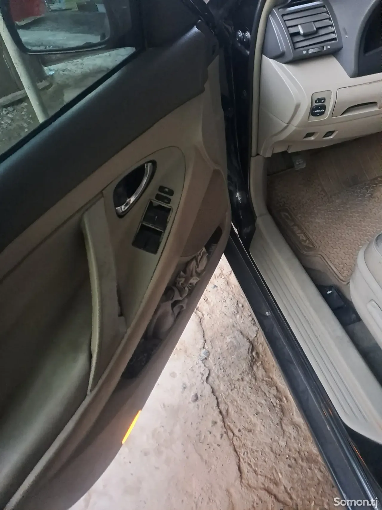 Toyota Camry 2007 · 2.4 AT