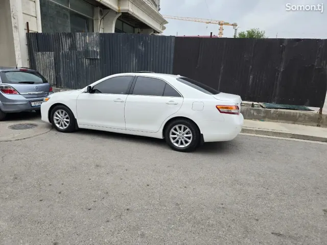 Toyota Camry 2011 · 2.5 AT