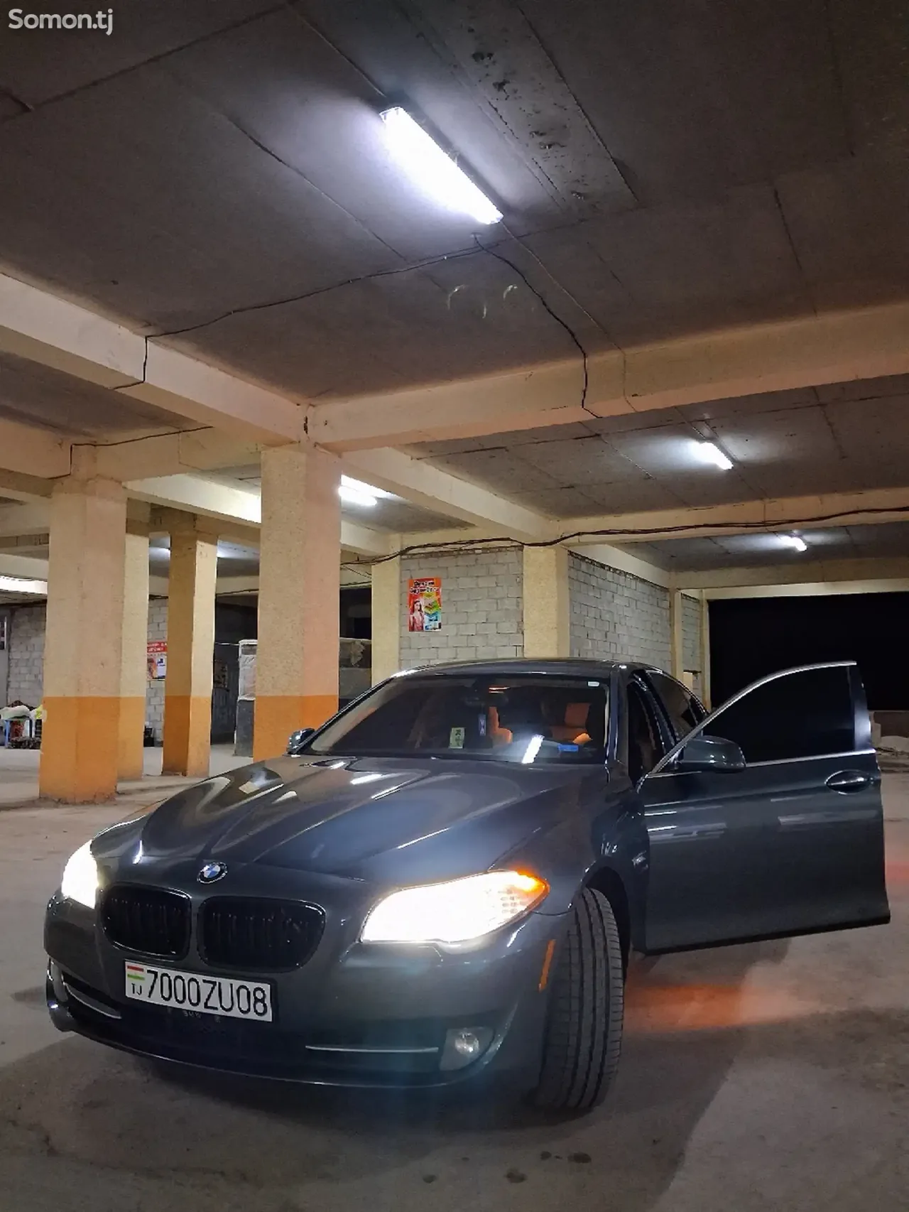 BMW 5 series 2012 · 2.0 AT