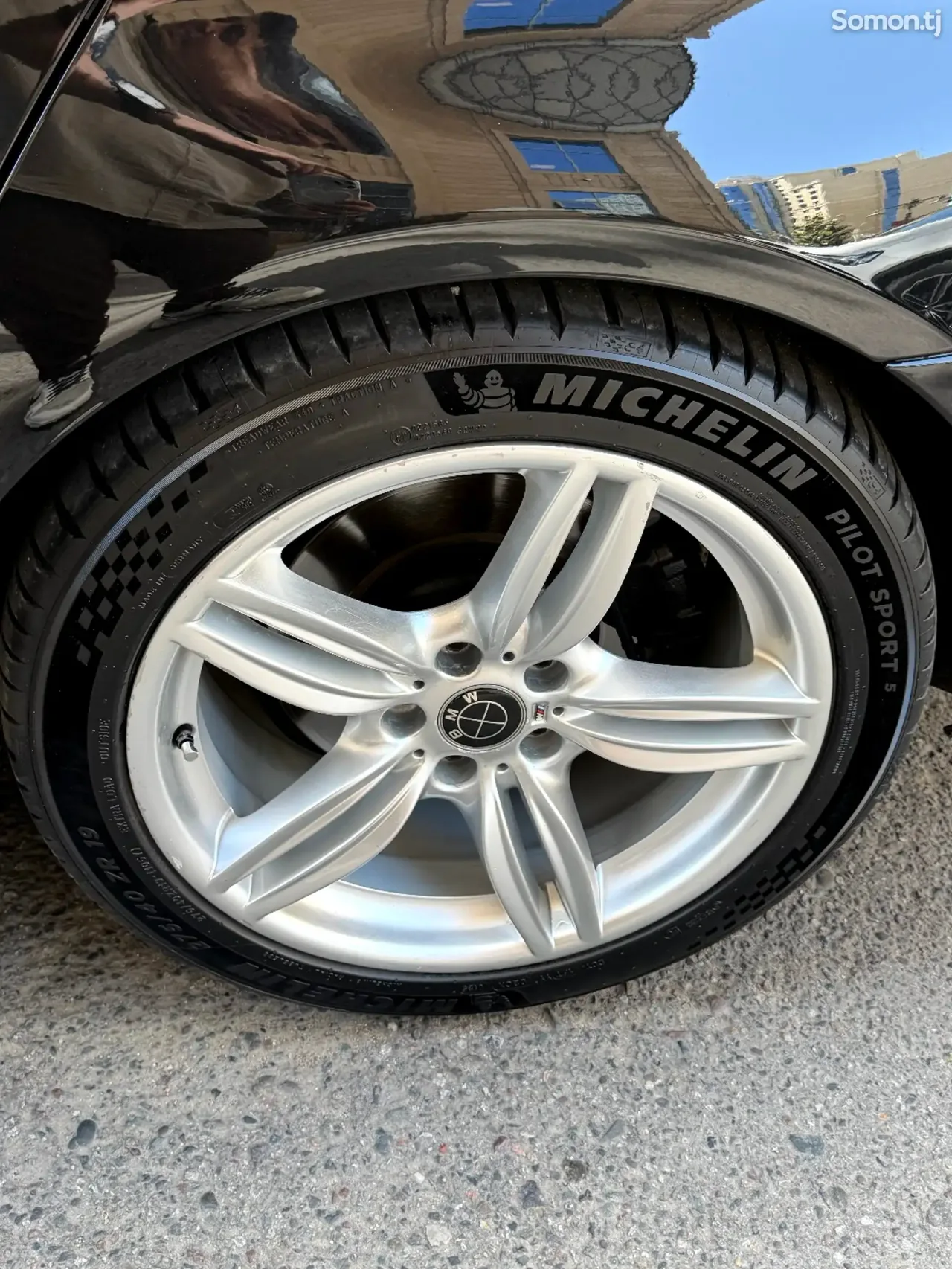 BMW 5 series 2015 · 2.0 AT