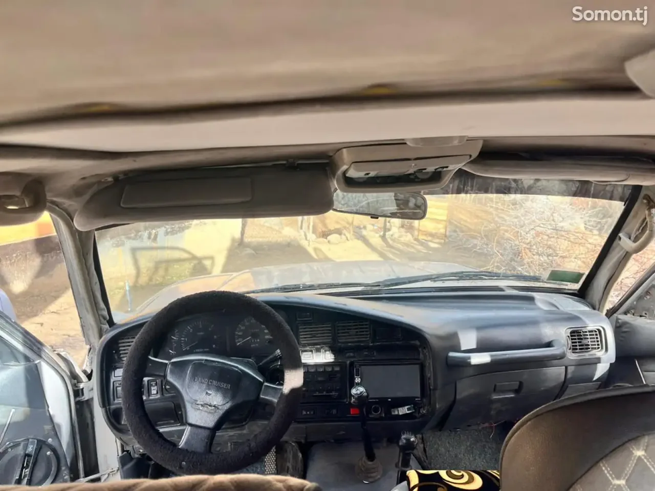 Toyota Land Cruiser 1997 · 4.6 MT