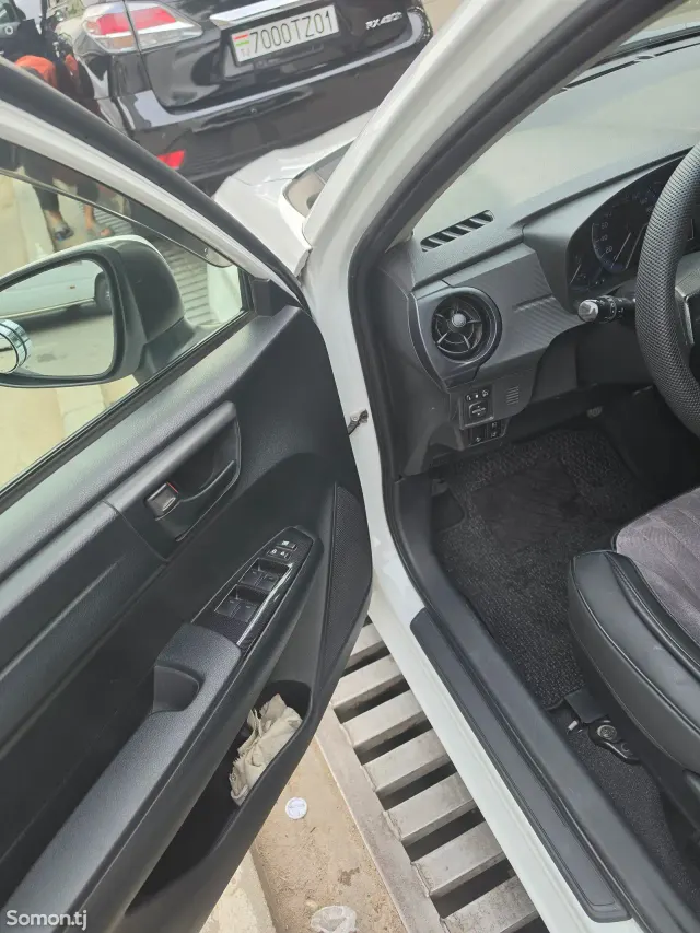 Toyota Axio 2015 · 1.5 AT