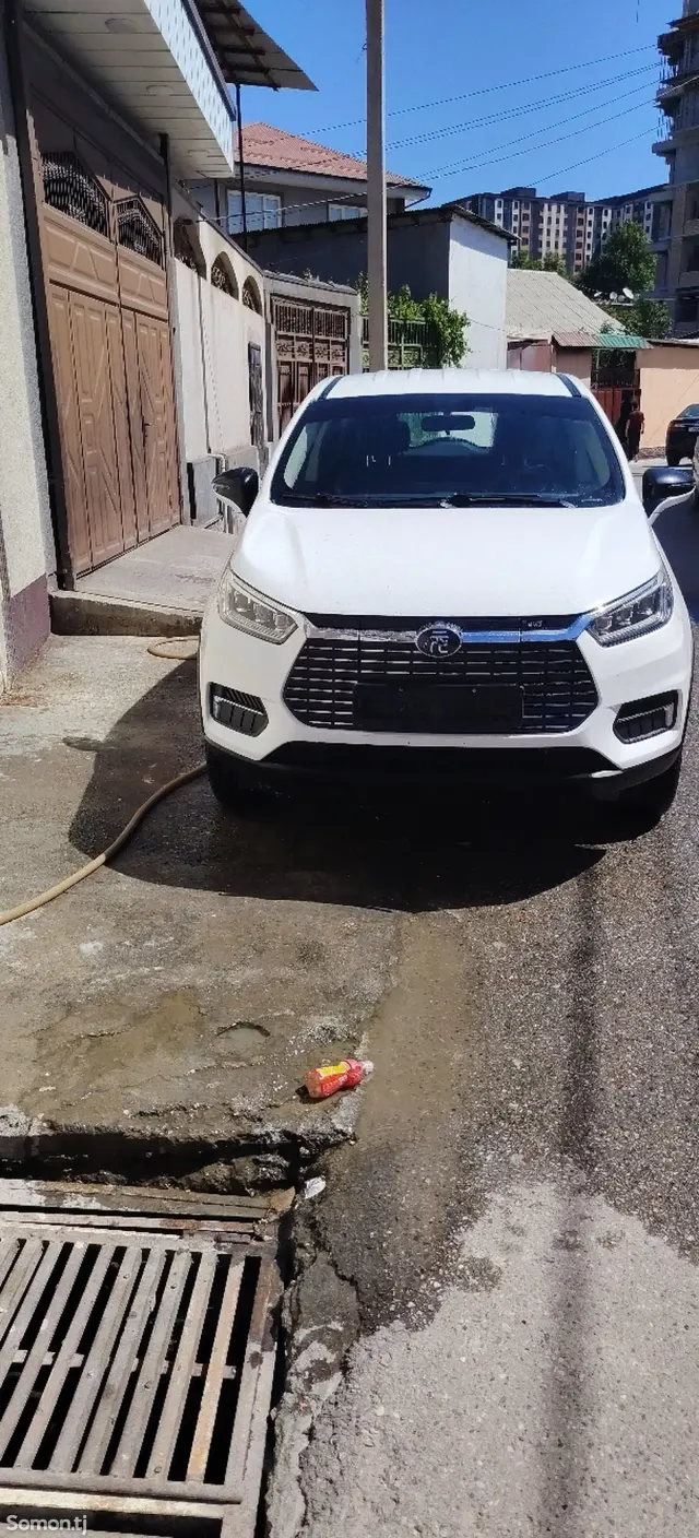 BYD Yuan 2019 · AT