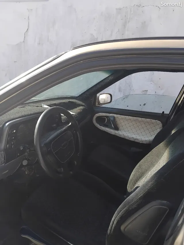 Daewoo Nexia 1996 · 1.6 MT