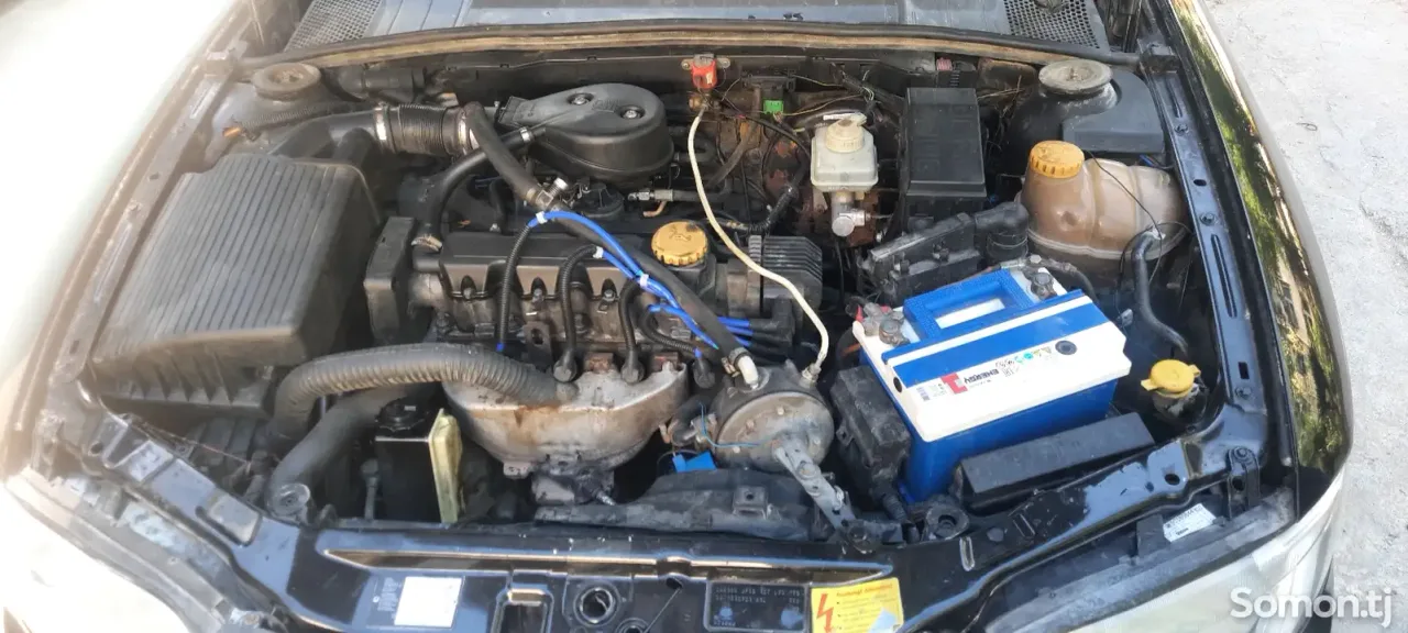 Opel Vectra B 1999 · 1.6 MT