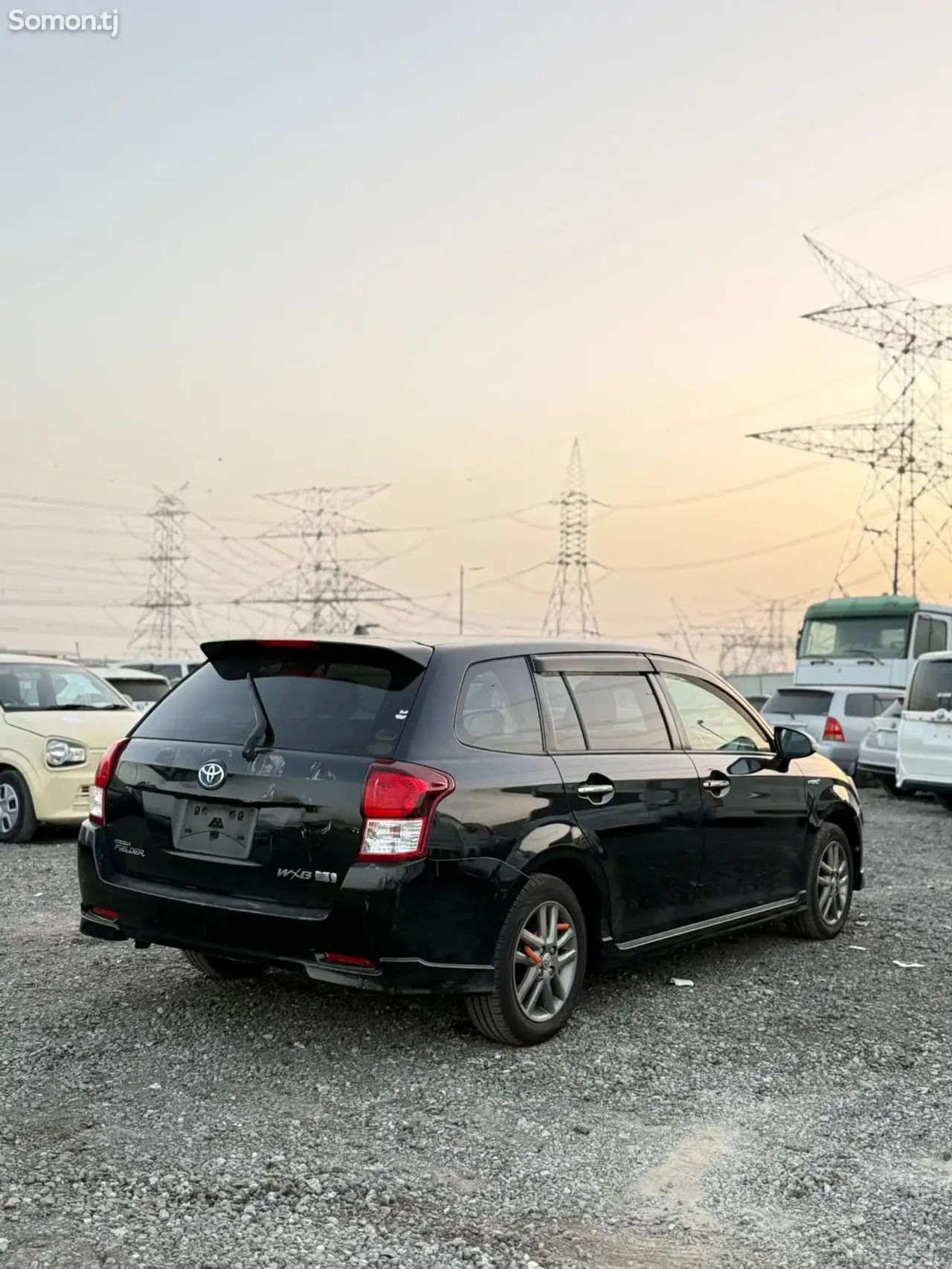 Toyota Fielder 2014 · 1.5 AT