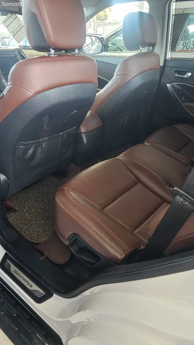 Hyundai Santa Fe 2014 · 2.0 AT