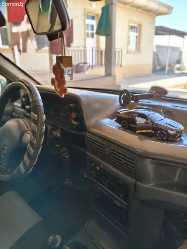 Daewoo Nexia 1996 · 1.6 MT