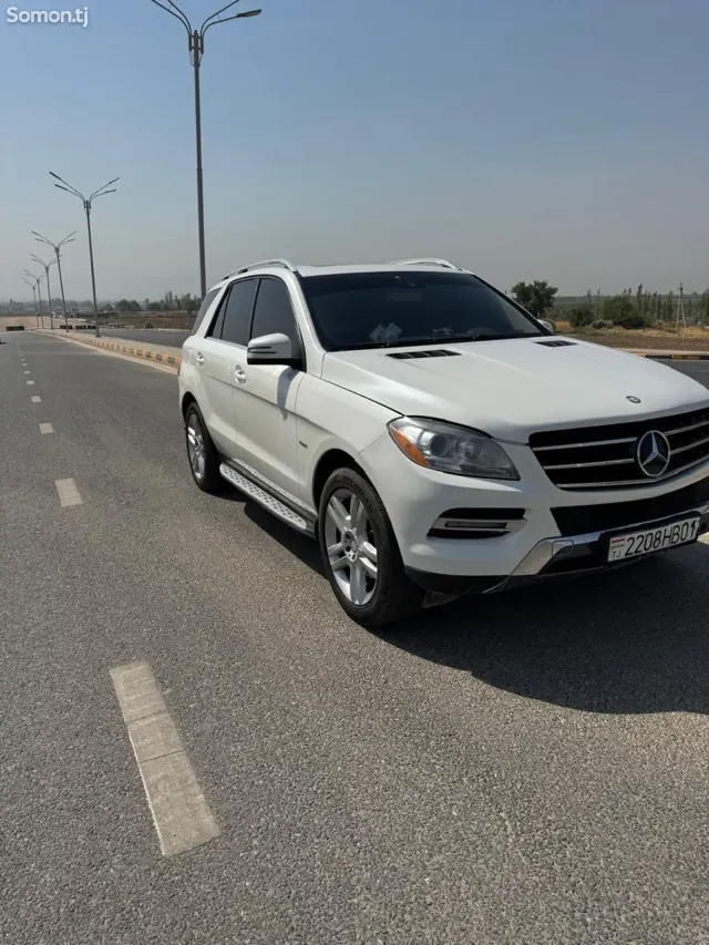 Mercedes-Benz ML class 2013 · 3.5 AT