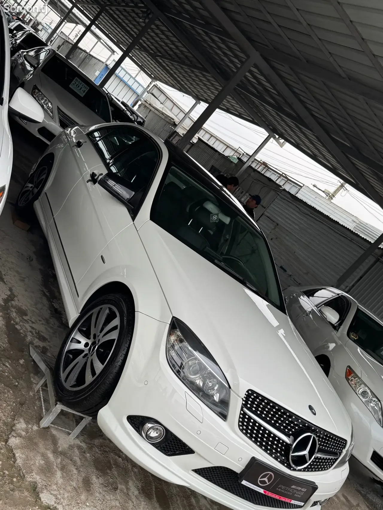 Mercedes-Benz C class 2010 · 2.0 AT