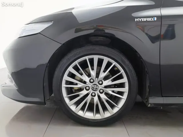Toyota Camry 2019 · 2.5 AT