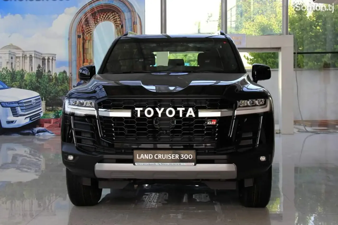 Toyota Land Cruiser 2025 · 3.5 AT
