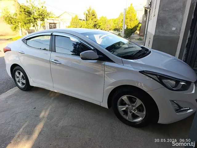 Hyundai Avante 2014 · 1.6 AT