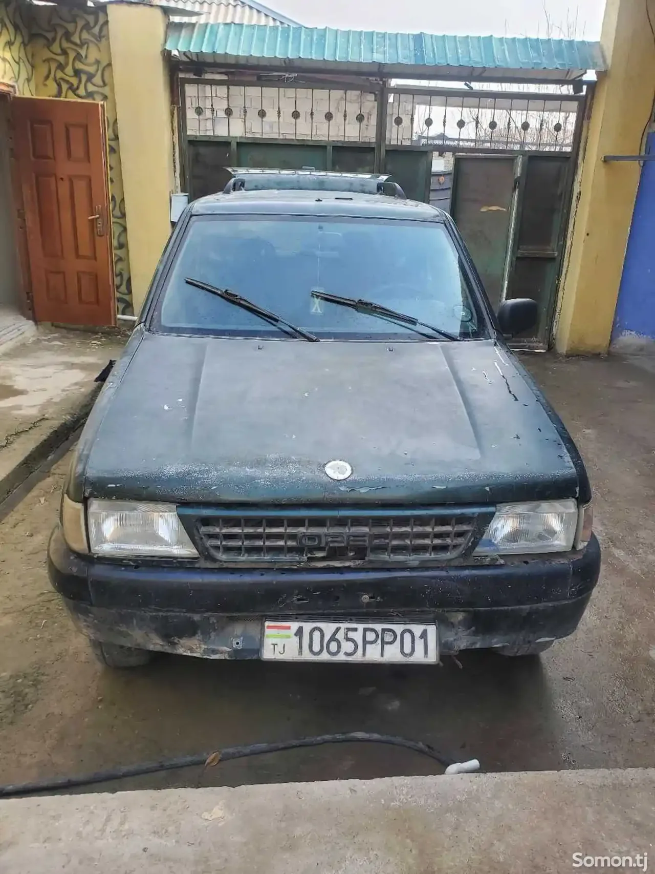 Opel Frontera 1997 · 2.2 MT