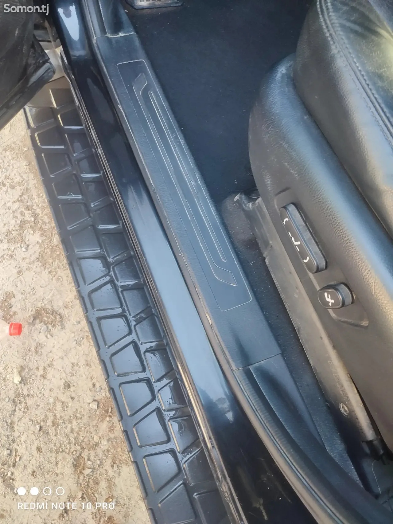 Kia Mohave 2012 · AT