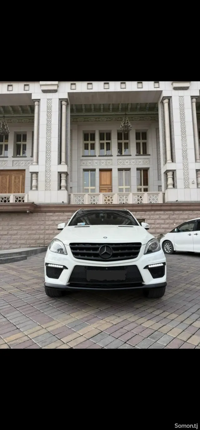 Mercedes-Benz ML class 2013 · 3.5 AT