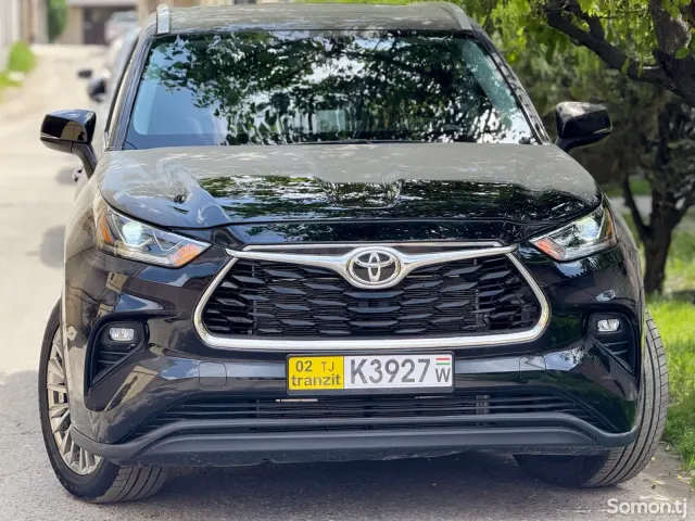 Toyota Highlander 2023 · 3.5 AT