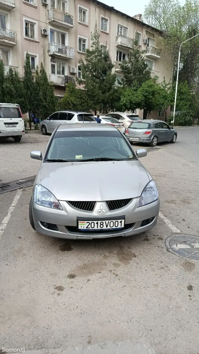Mitsubishi Lancer 2005 · 1.6 AT