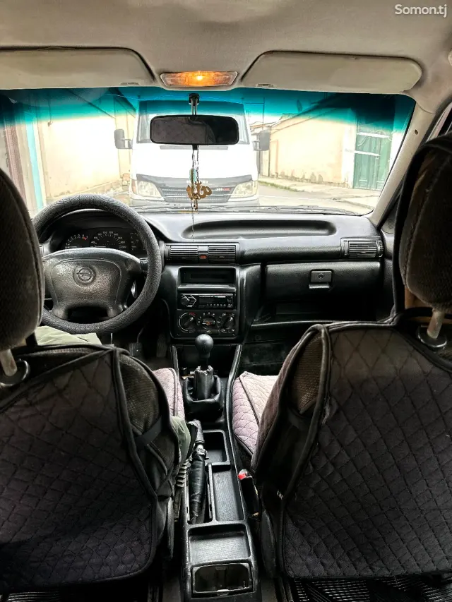 Opel Astra F 1993 · 1.6 MT