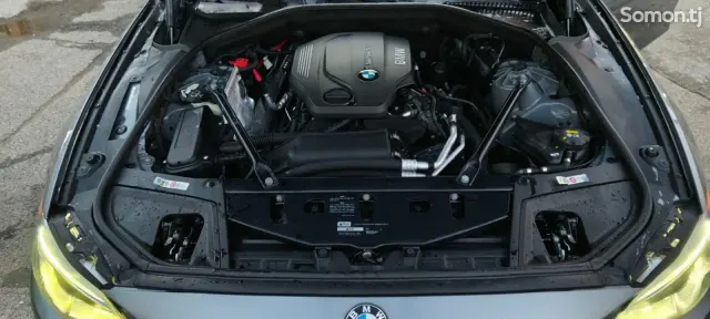 BMW 5 series 2015 · 2.0 AT