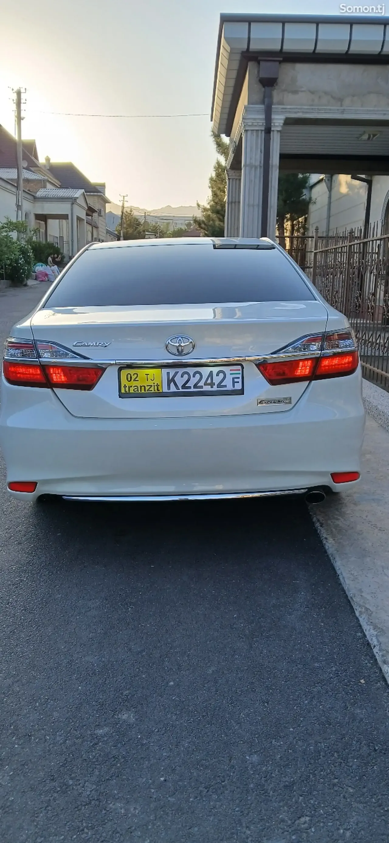 Toyota Camry 2016 · 2.5 AT