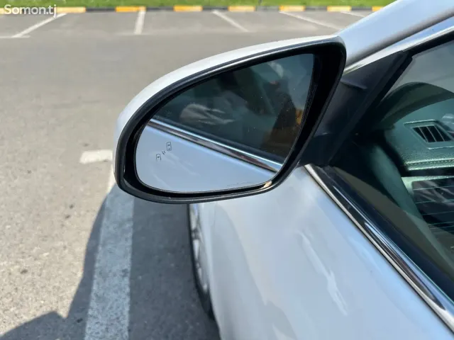 Toyota Camry 2014 · 2.5 AT