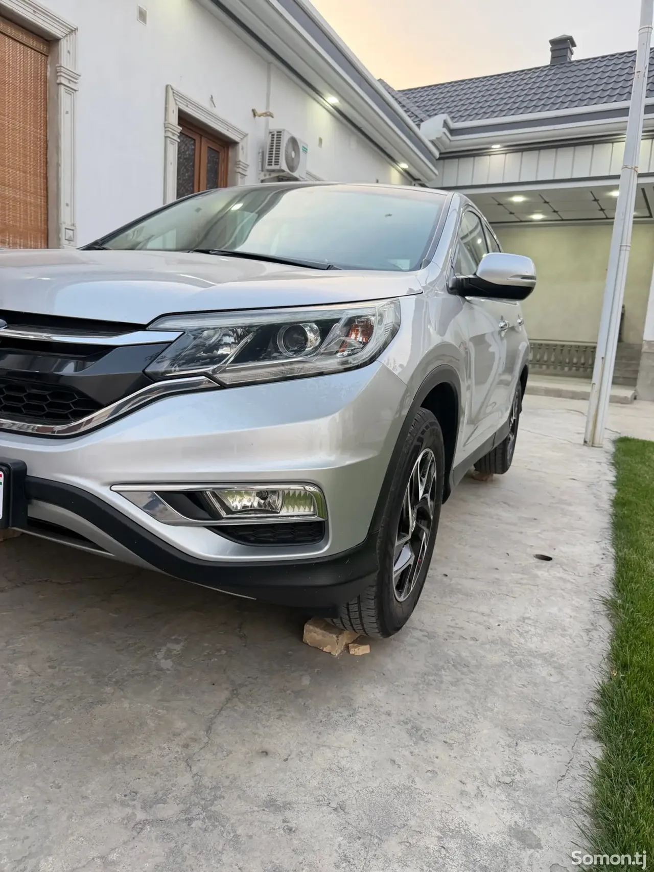 Honda CR-V 2015 · 2.4 AT