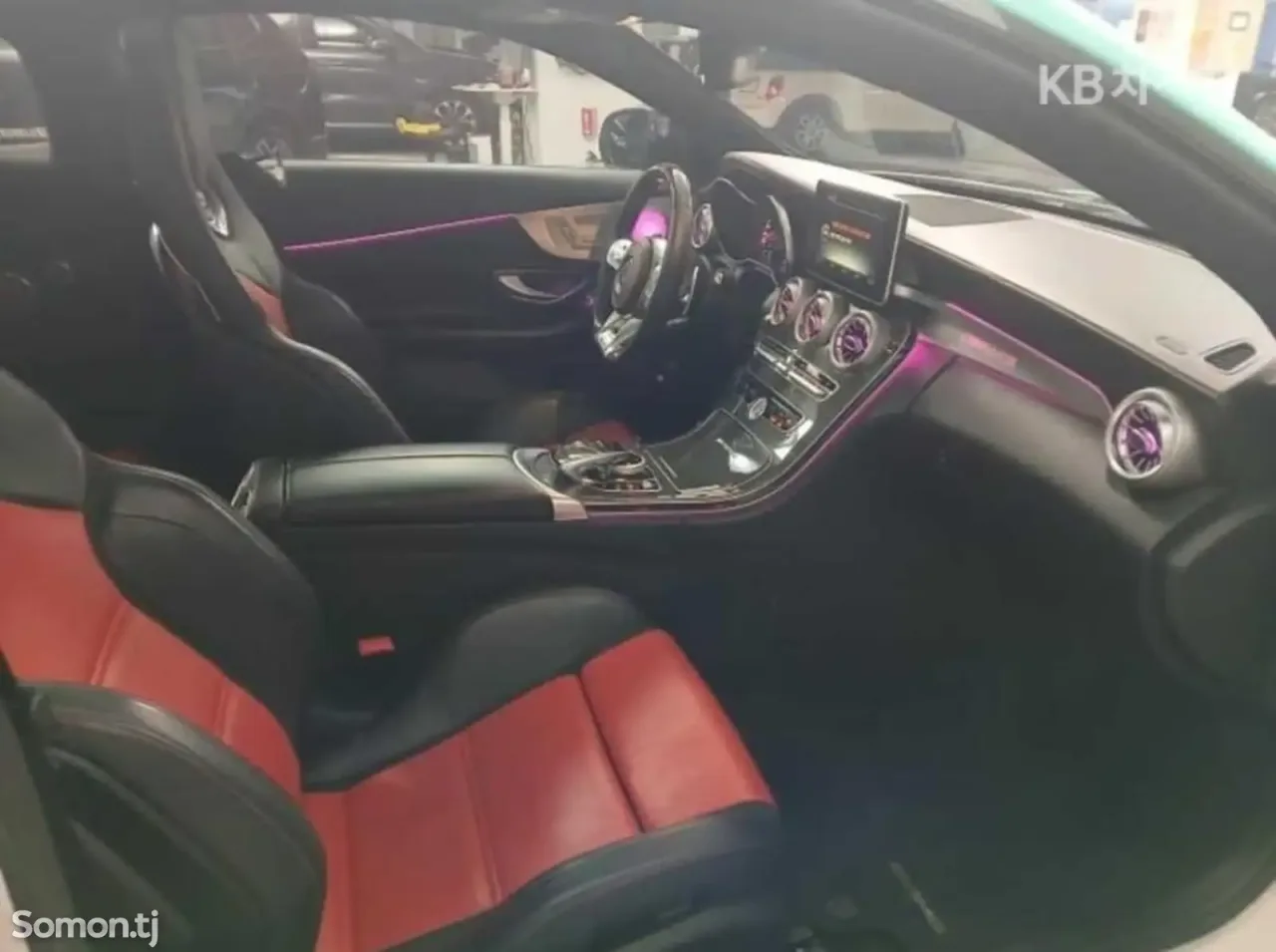 Mercedes-Benz C class 2018 · 4.0 AT