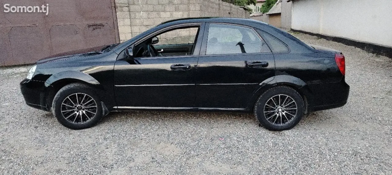 Chevrolet Lacetti 2008 · 1.8 AT