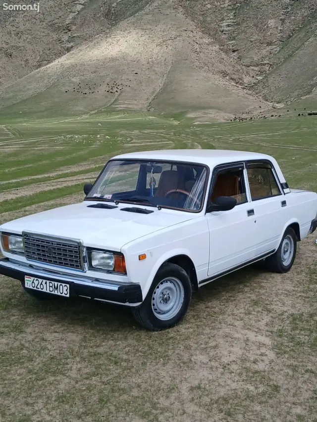 Lada (ВАЗ) 2107 2005 · 0.6 MT