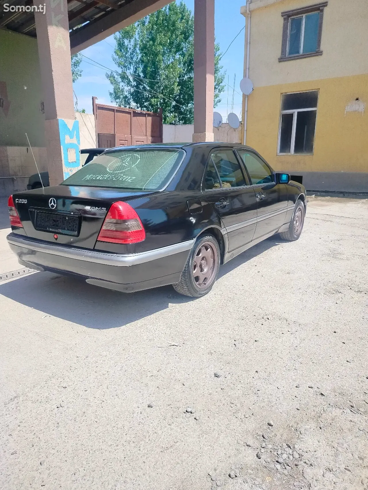 Mercedes-Benz C class 1995 · 2.0 MT