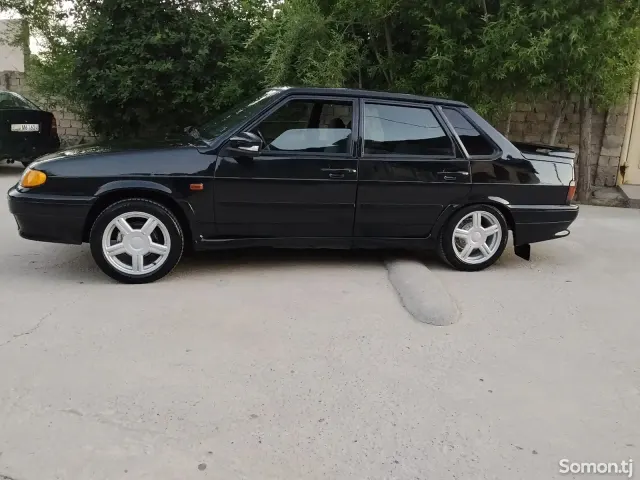 Lada (ВАЗ) 2115 2012 · 1.7 MT