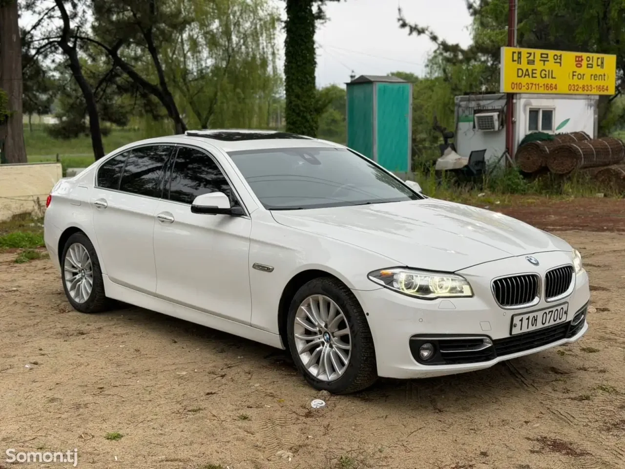 BMW 5 series 2015 · 2.0 AT