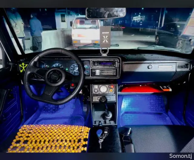 Lada (ВАЗ) 2107 2008 · 1.7 MT