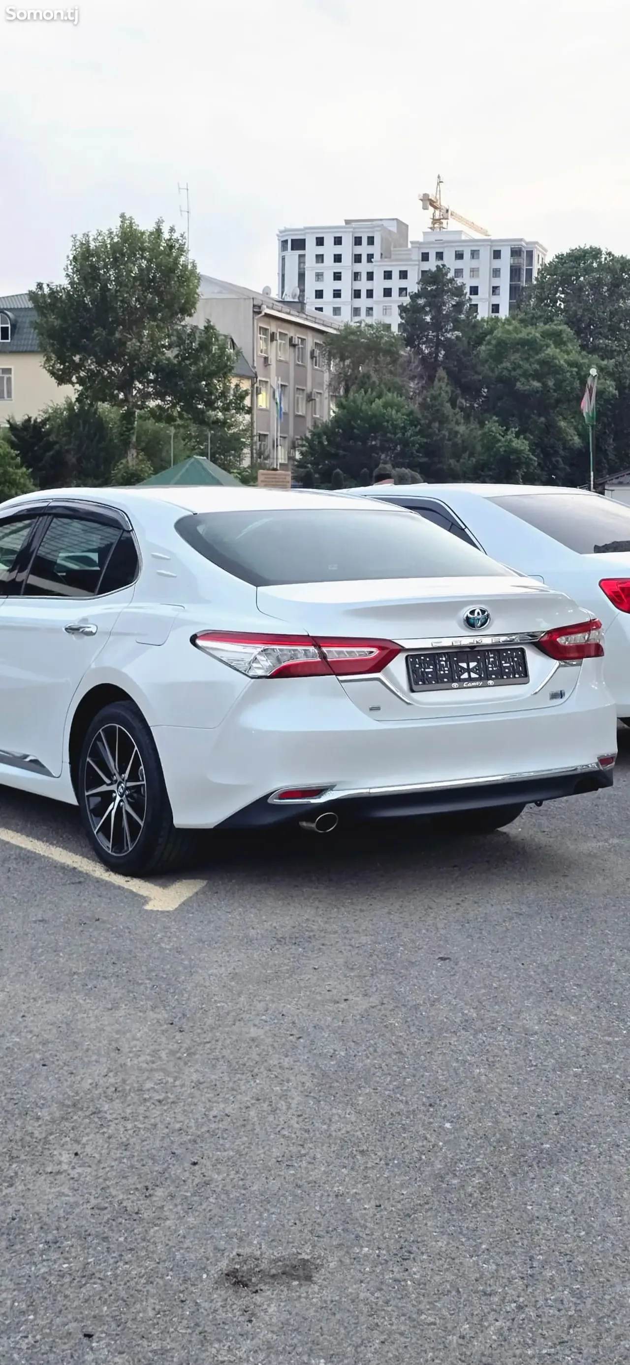Toyota Camry 2018 · 2.5 AT