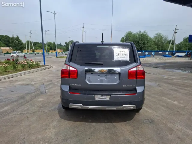 Chevrolet Orlando 2015 · 2.0 AT