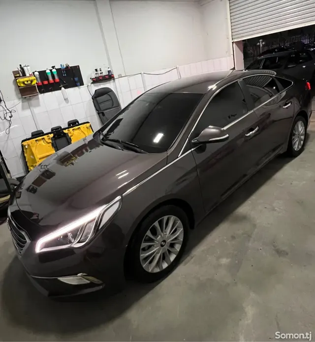 Hyundai Sonata 2014 · 2.0 AT