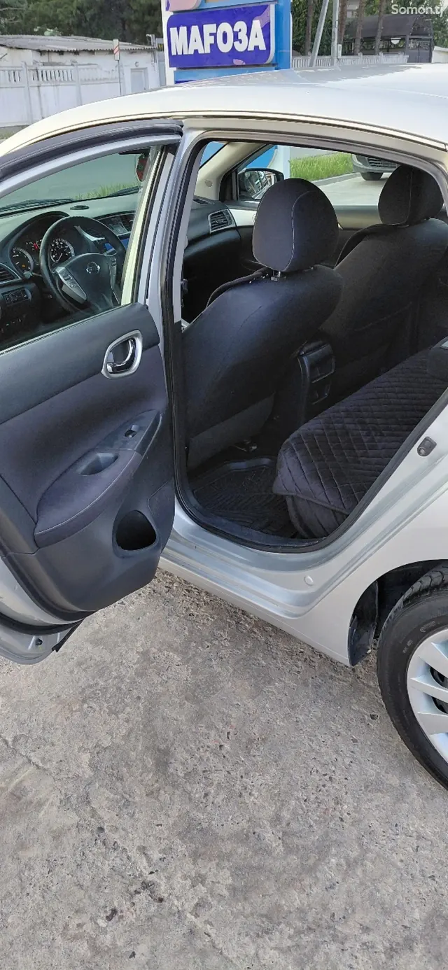 Nissan Sentra 2014 · 1.8 AT