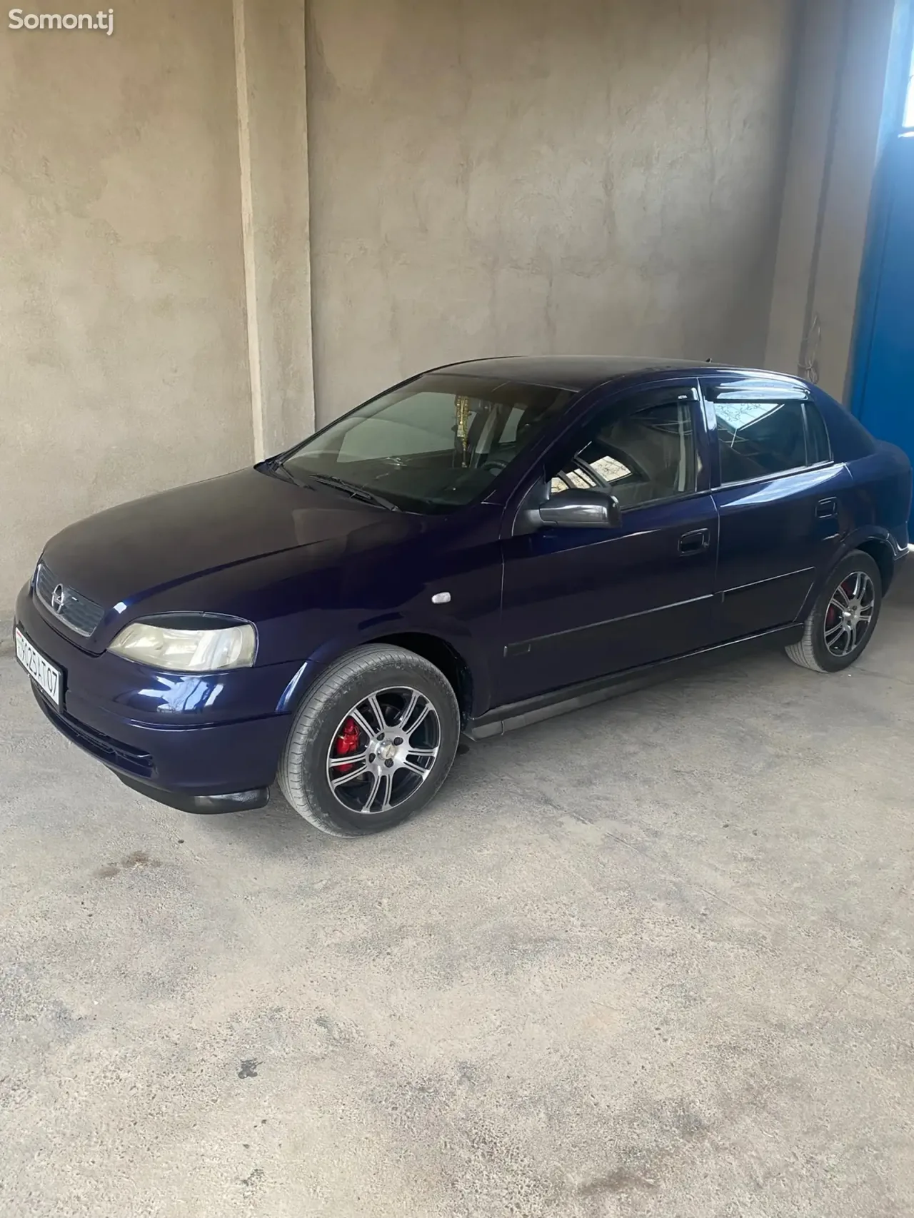Opel Astra G 2000 · 1.6 MT