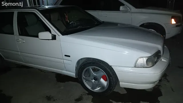 Volvo S70 1998 · 2.4 MT