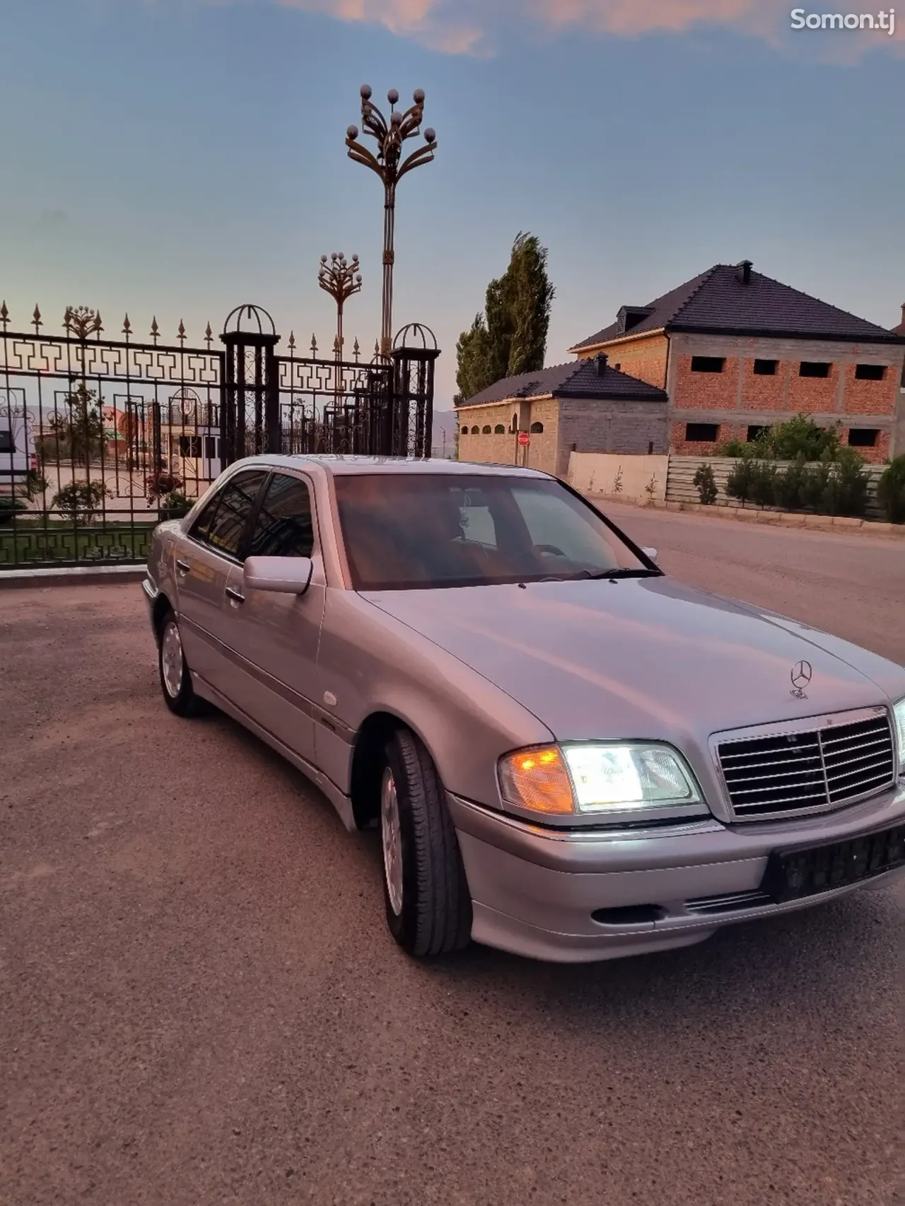 Mercedes-Benz C class 1998 · 2.0 AT