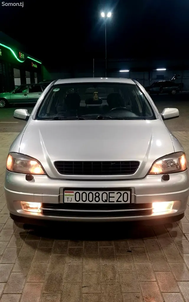 Opel Astra G 2003 · 1.6 MT