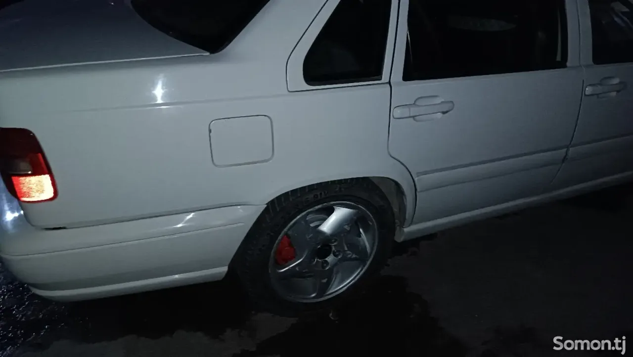 Volvo S70 1998 · 2.4 MT