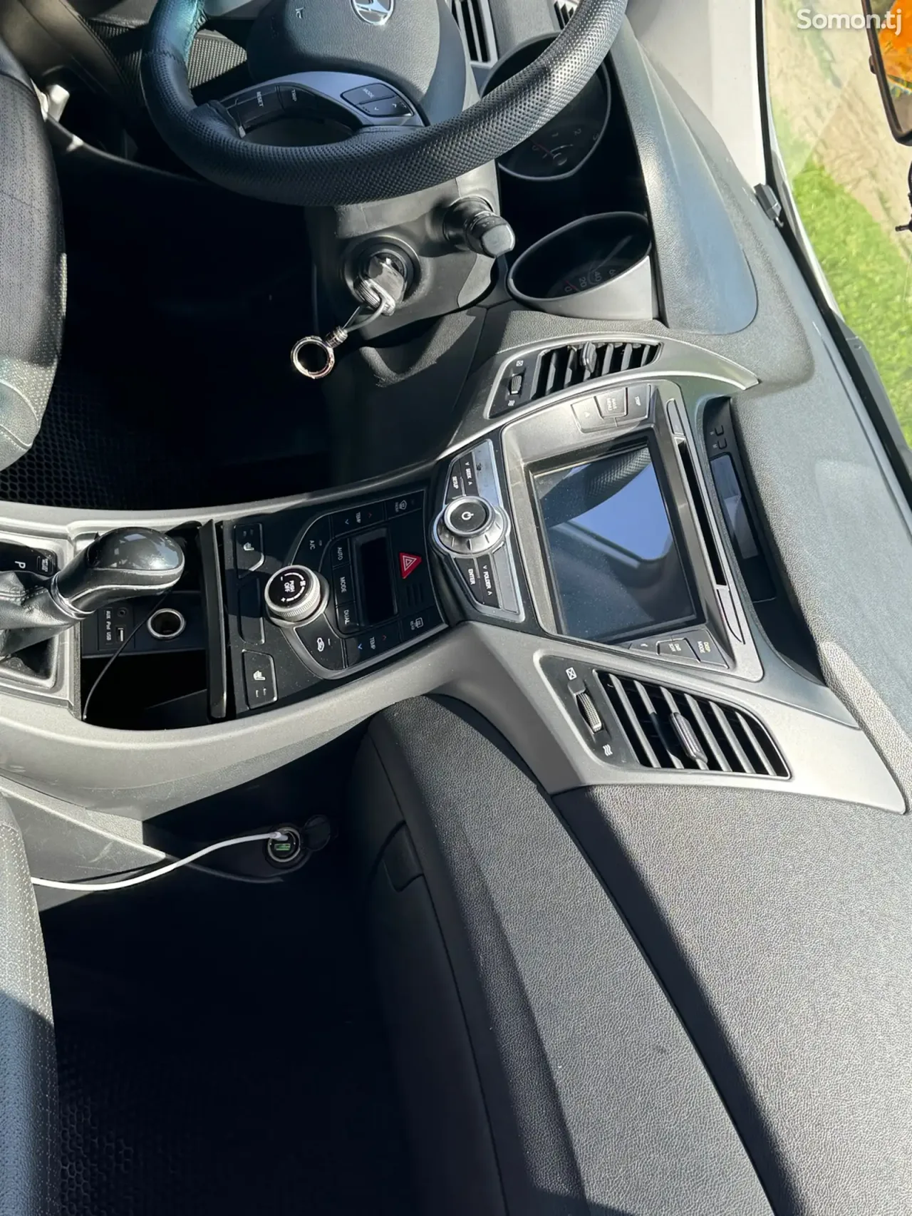 Hyundai Avante 2014 · 1.6 AT