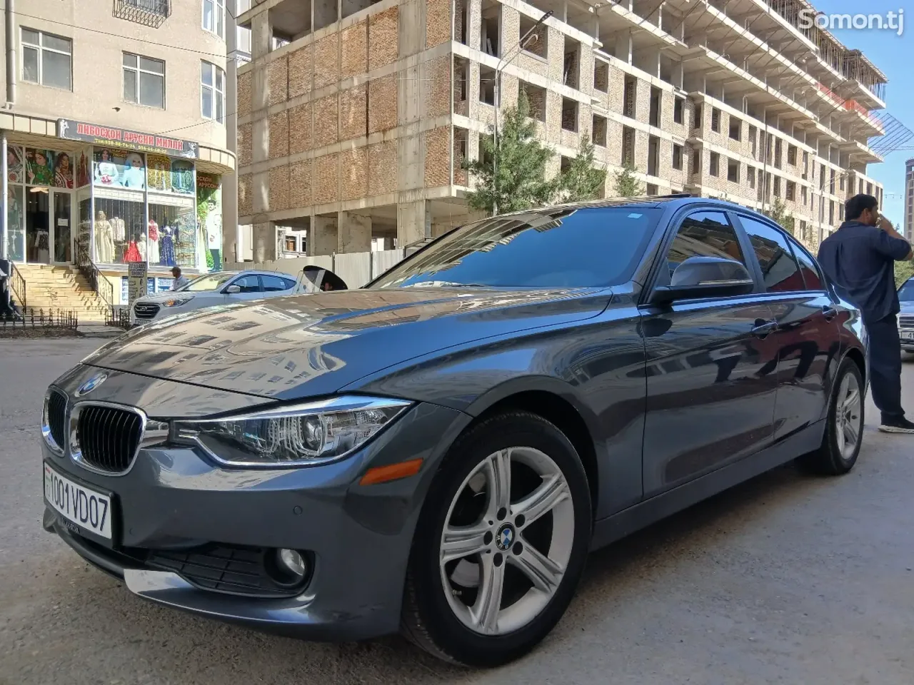 BMW 3 series 2014 · 2.0 AT